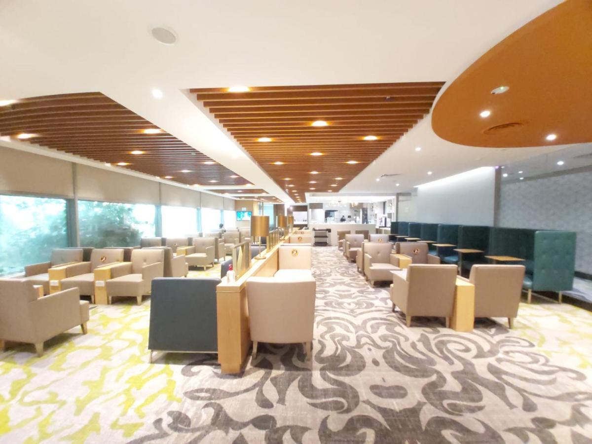 فندق Ambassador Transit Lounge Terminal 3 سنغافورة المظهر الخارجي الصورة
